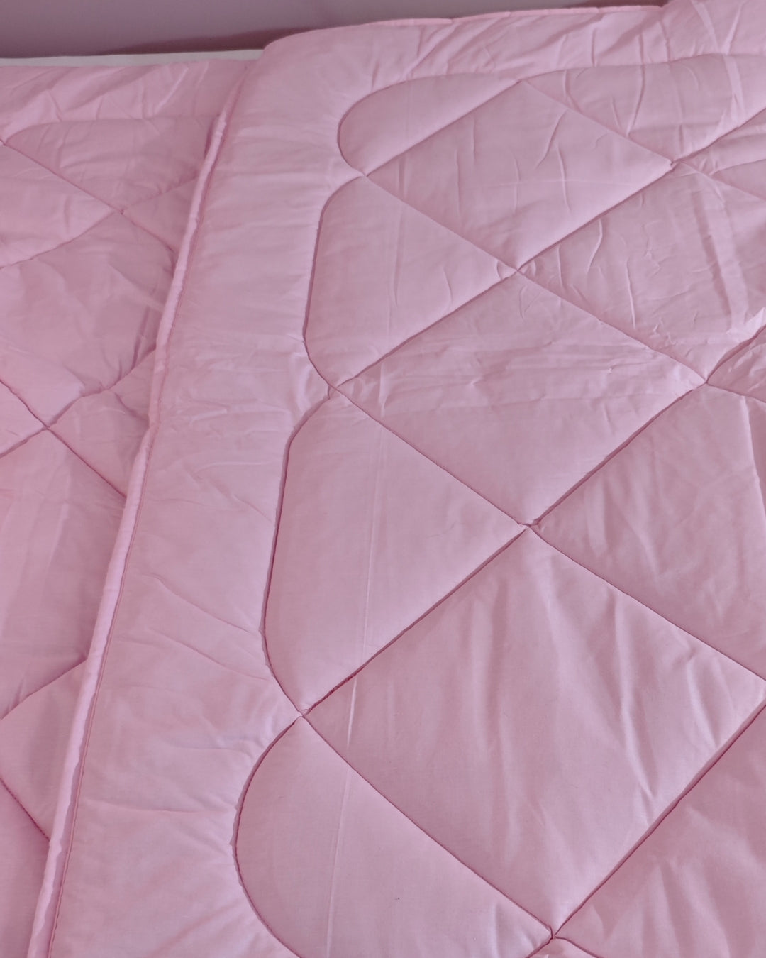 Kołdra Bezposzewkowa Blankies (140x200) – Twoja oaza dobrego snu  - kolor - Jasny Róż