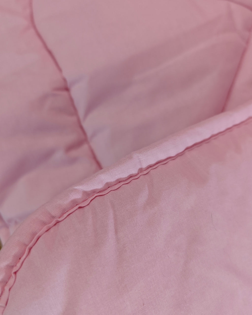 Kołdra Bezposzewkowa Blankies (140x200) – Twoja oaza dobrego snu  - kolor - Jasny Róż