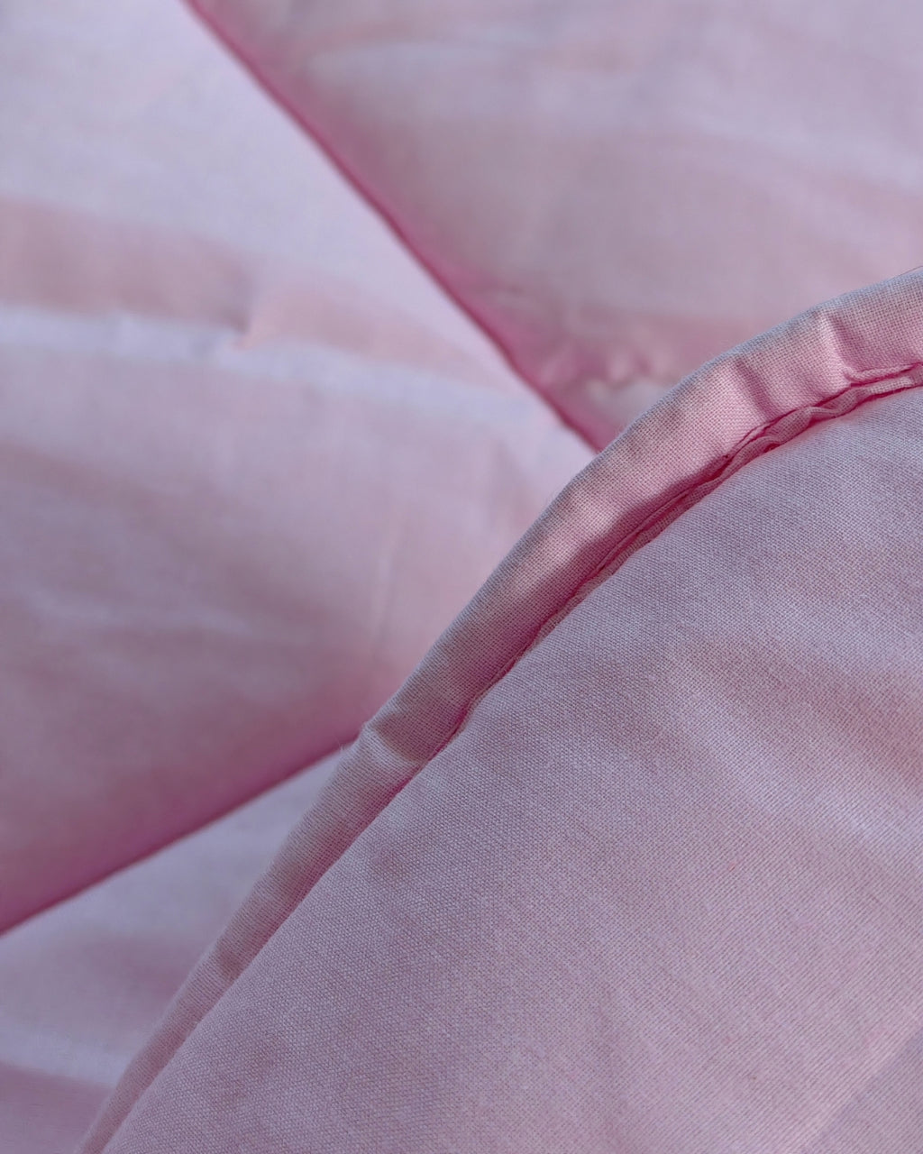 Kołdra Bezposzewkowa Blankies (140x200) – Twoja oaza dobrego snu  - kolor - Jasny Róż