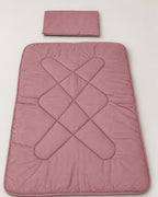 Zestaw Blankies: Kołdra (100x135) + Poduszka (40x60) – Mniej warstw, więcej snu - kolor - retro róż