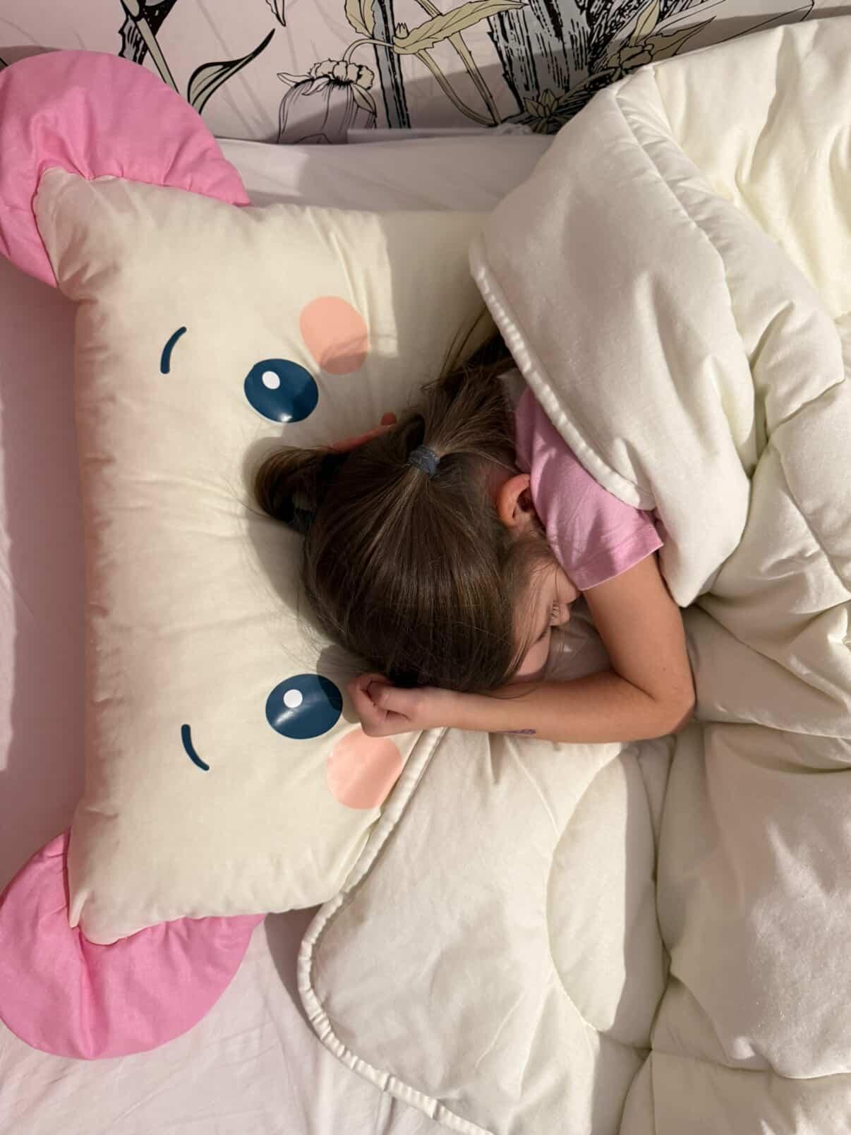 Zestaw Blankies: Kołdra (140x200) + Poduszka (50x60) – Mniej warstw, więcej snu - kolor - Słoneczne Ecru